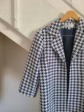 Load image into Gallery viewer, D.VINE Houndstooth Over Coat