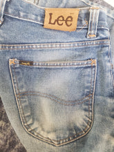 Load image into Gallery viewer, Vintage distressed LEE&#39;S modern size 10/12