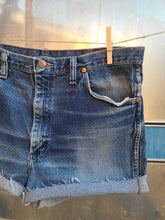 Load image into Gallery viewer, Vintage Wrangler cut offs size 12