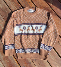 Load image into Gallery viewer, Vintage &quot;Forum&quot; Holiday Sweater