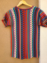 Load image into Gallery viewer, 70s Abstact &quot;Knits with Appeel&quot; Top