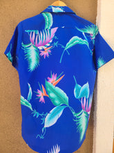 Load image into Gallery viewer, Vintage 70s Rai Nani Birds of Paradise Shirt