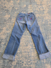 Load image into Gallery viewer, Ultra thin Vintage &amp; Distressed Starburst Jean