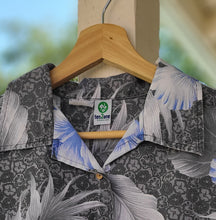 Load image into Gallery viewer, 70s/80s Vintage Hawaiin Button Down