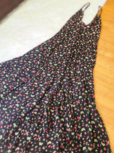 Load image into Gallery viewer, Le Vie En Rose 90s Sassy Sun Dress